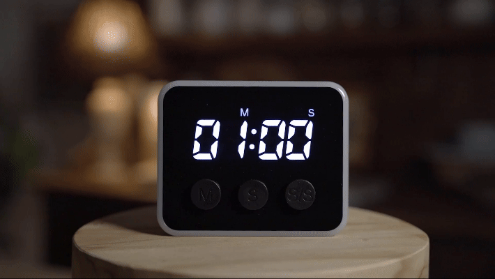 Setting the time on a Looptimer with the Minutes button